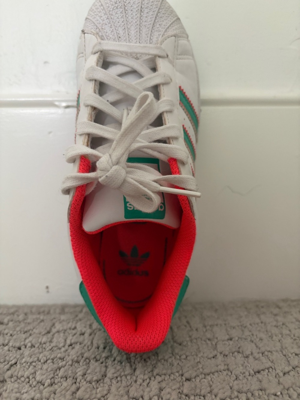 Adidas GV6987 Superstar J Wht-Grn-Pink - Picture 2 of 4
